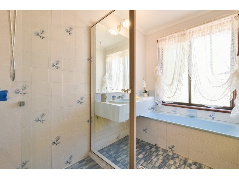 13 Moore Road, Reynella SA 5161