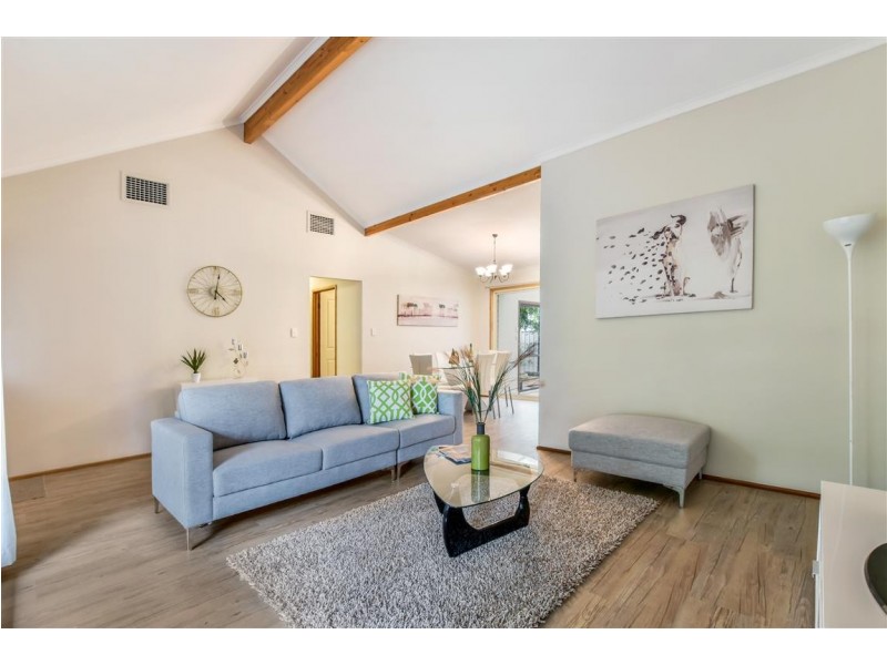 2 Oakbank Crescent, Sheidow Park SA 5158