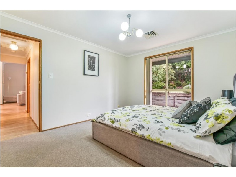 2 Oakbank Crescent, Sheidow Park SA 5158