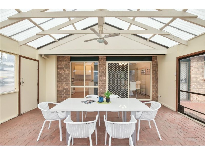 2 Oakbank Crescent, Sheidow Park SA 5158
