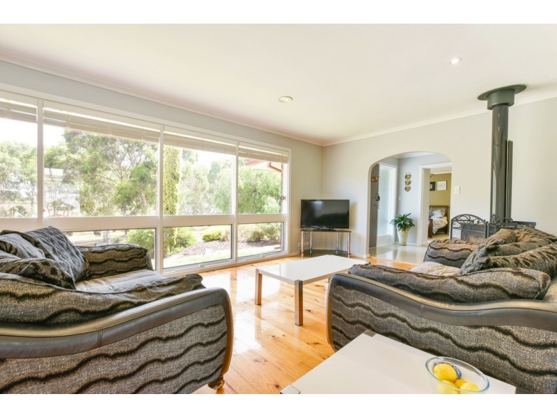 22 Leonard Road, Morphett Vale SA 5162