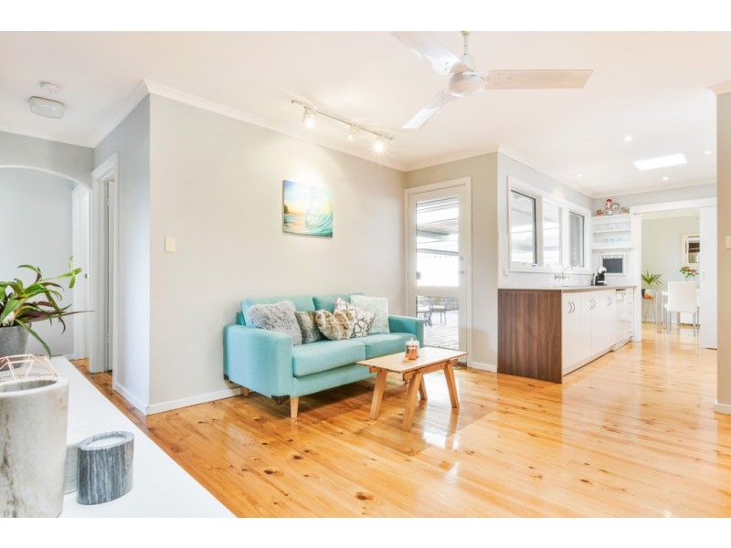 22 Leonard Road, Morphett Vale SA 5162