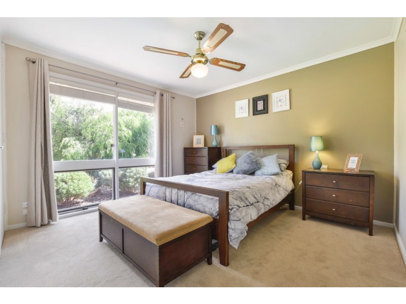 22 Leonard Road, Morphett Vale SA 5162