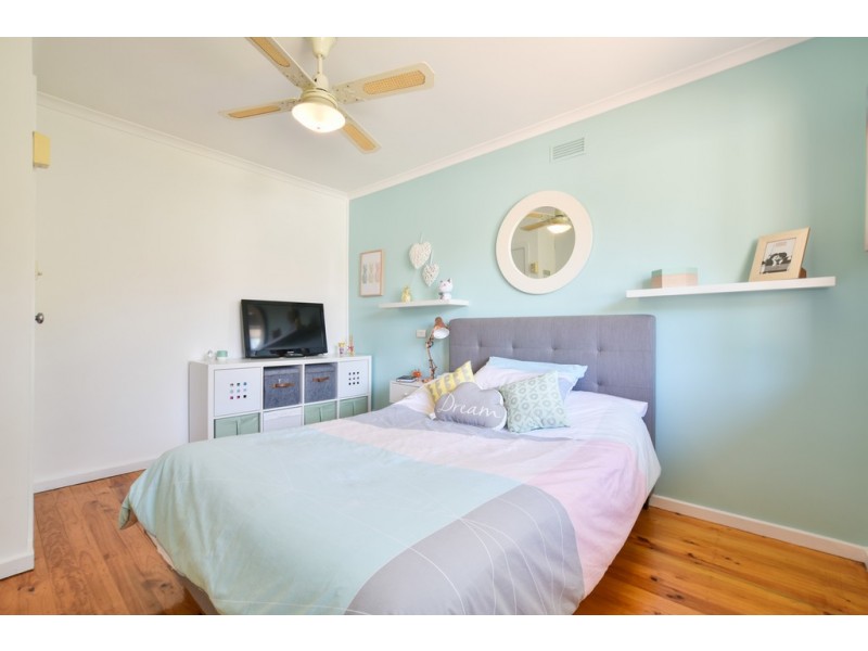 22 Leonard Road, Morphett Vale SA 5162