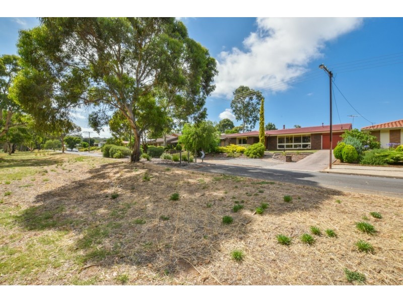 22 Leonard Road, Morphett Vale SA 5162