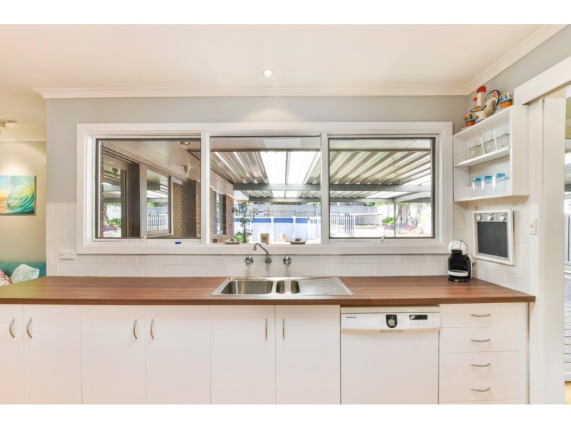 22 Leonard Road, Morphett Vale SA 5162