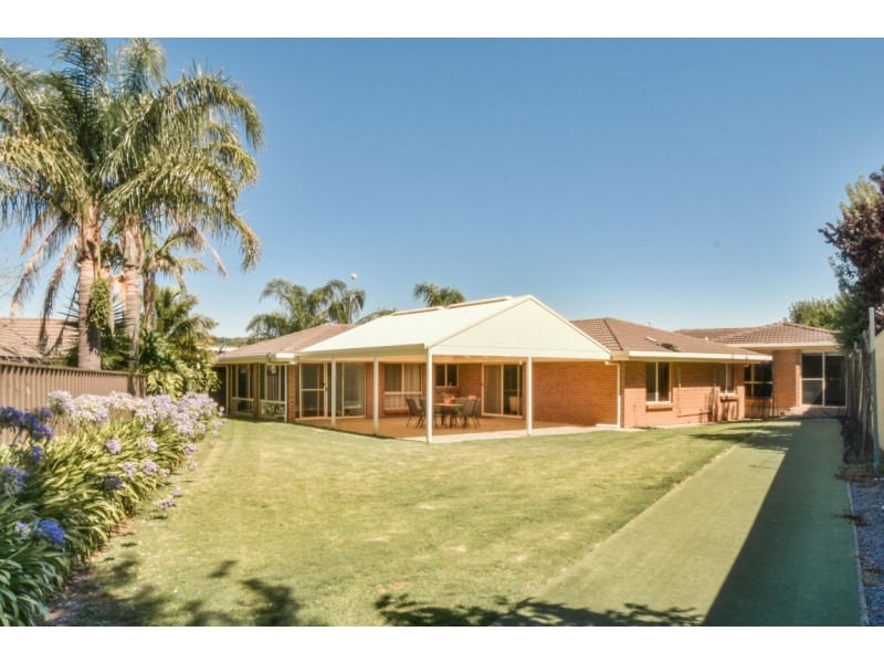 15 Joseph Way, Woodcroft SA 5162