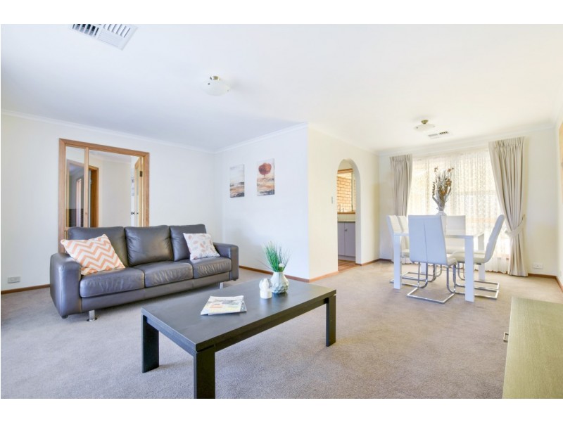 15 Joseph Way, Woodcroft SA 5162