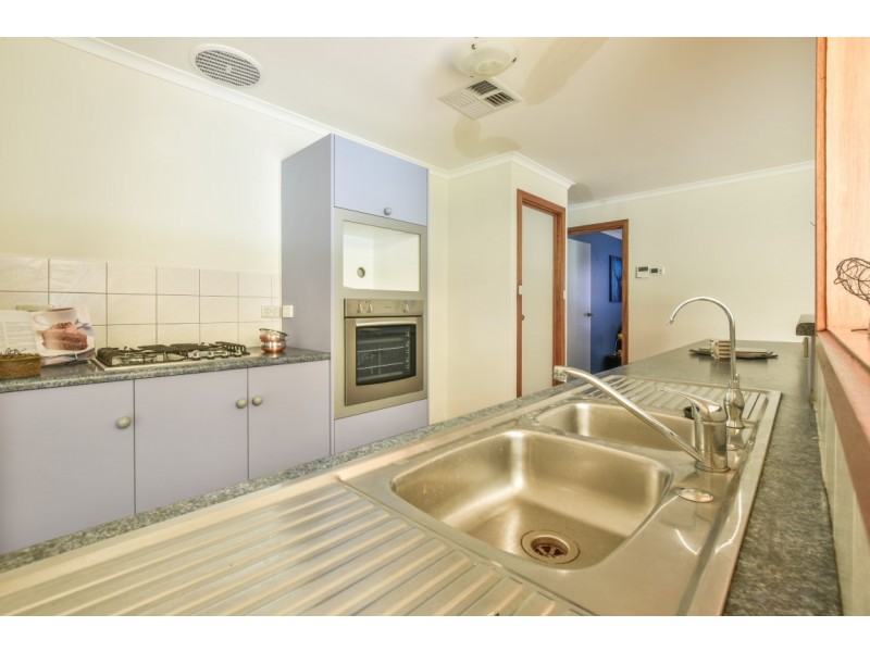 15 Joseph Way, Woodcroft SA 5162