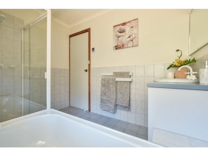 15 Joseph Way, Woodcroft SA 5162