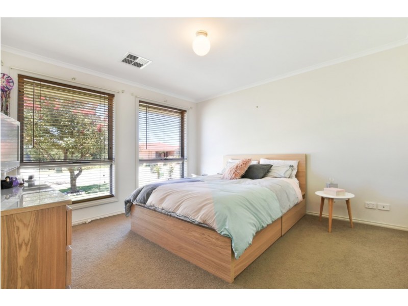 11 Offshore Avenue, Aldinga Beach SA 5173
