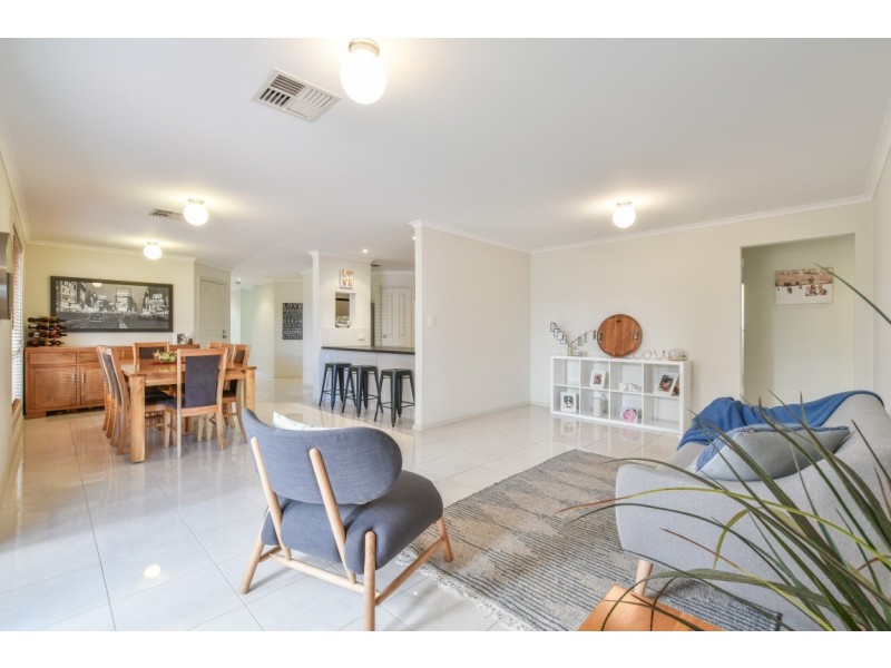 11 Offshore Avenue, Aldinga Beach SA 5173