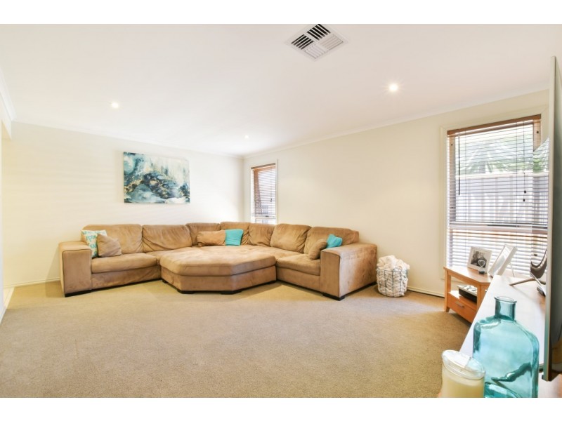 11 Offshore Avenue, Aldinga Beach SA 5173