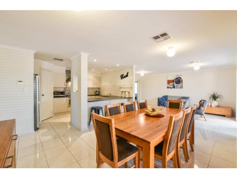 11 Offshore Avenue, Aldinga Beach SA 5173