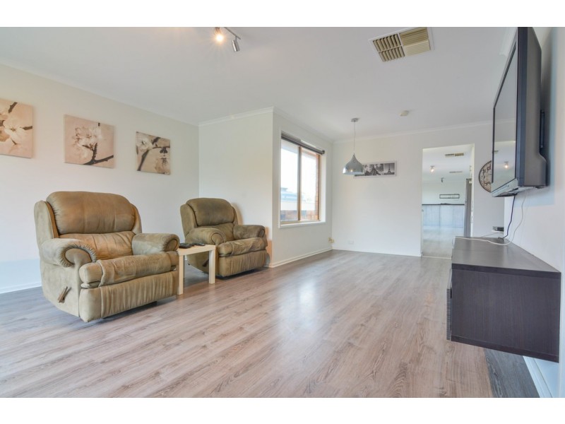 12 Gannet Place, Seaford Rise SA 5169