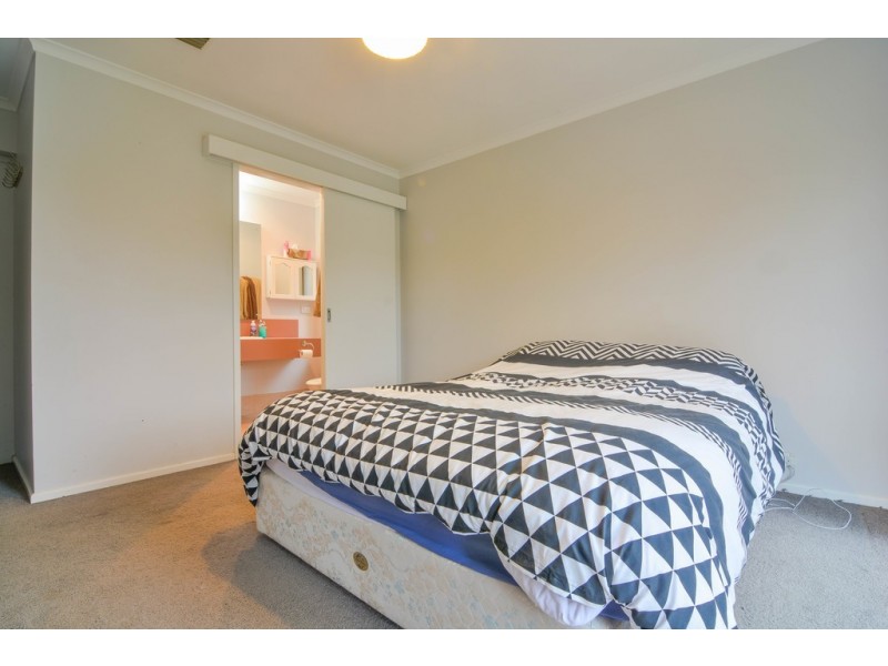 12 Gannet Place, Seaford Rise SA 5169