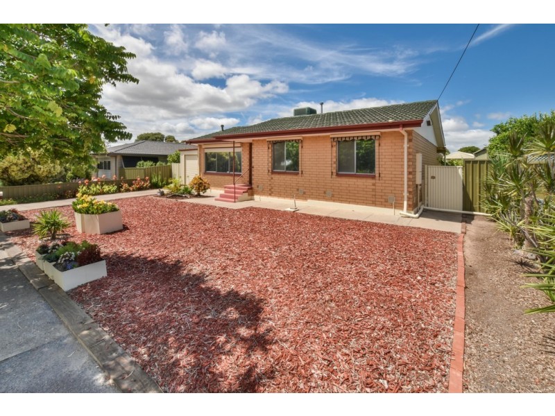 4 Bertrand street, Morphett Vale SA 5162