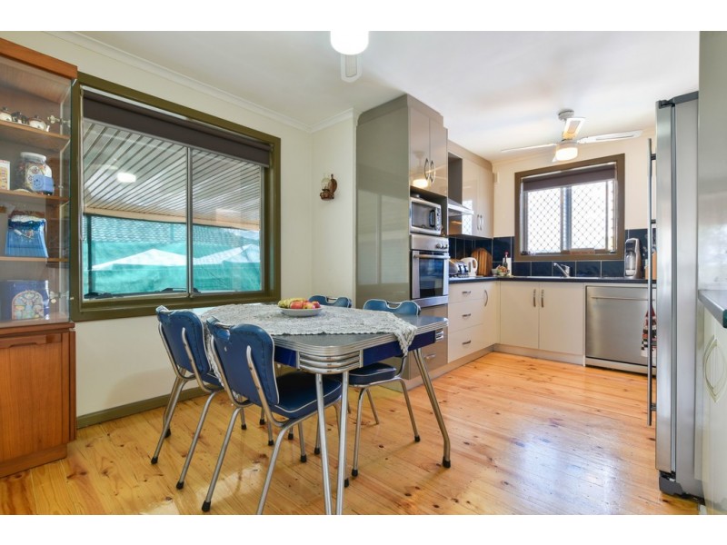 4 Bertrand street, Morphett Vale SA 5162