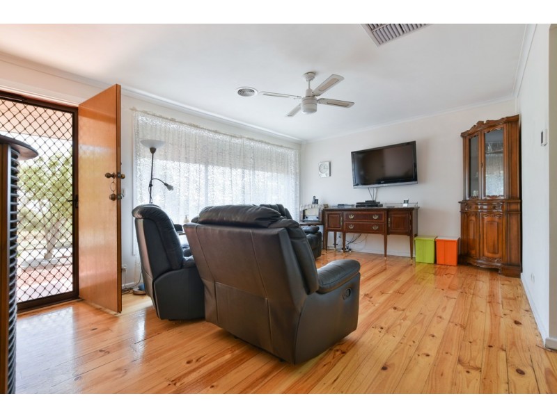 4 Bertrand street, Morphett Vale SA 5162