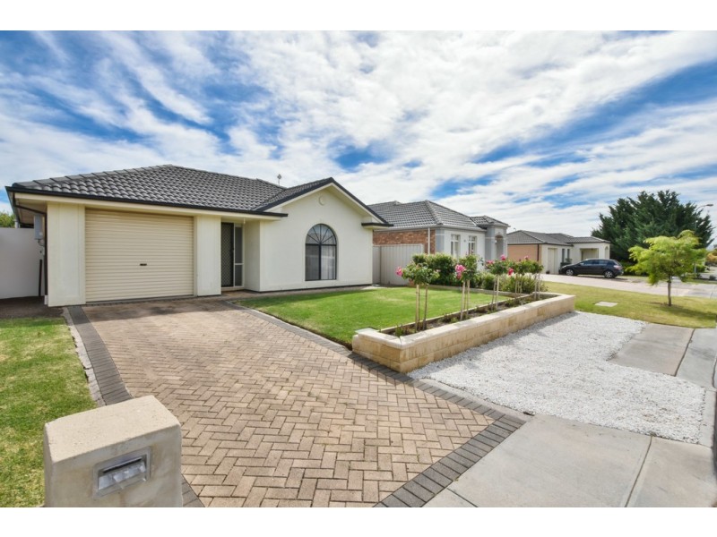 21 Blue Bay Avenue, Aldinga Beach SA 5173