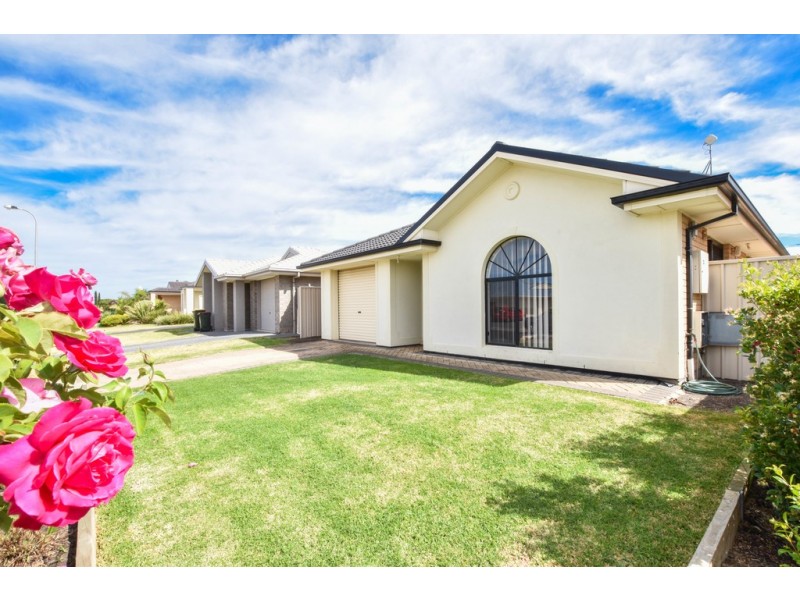 21 Blue Bay Avenue, Aldinga Beach SA 5173