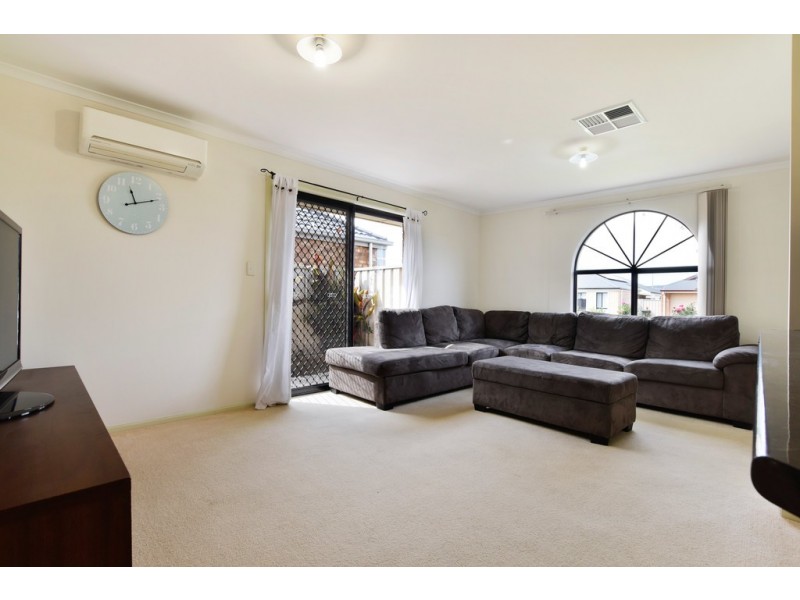 21 Blue Bay Avenue, Aldinga Beach SA 5173