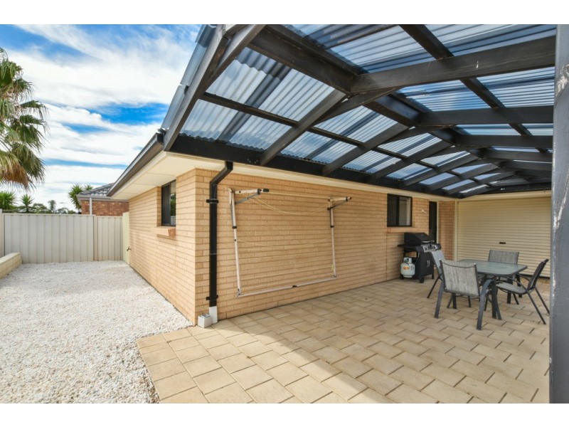 21 Blue Bay Avenue, Aldinga Beach SA 5173