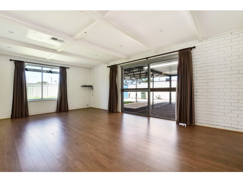 1 Pitcairn Avenue, Marion SA 5043