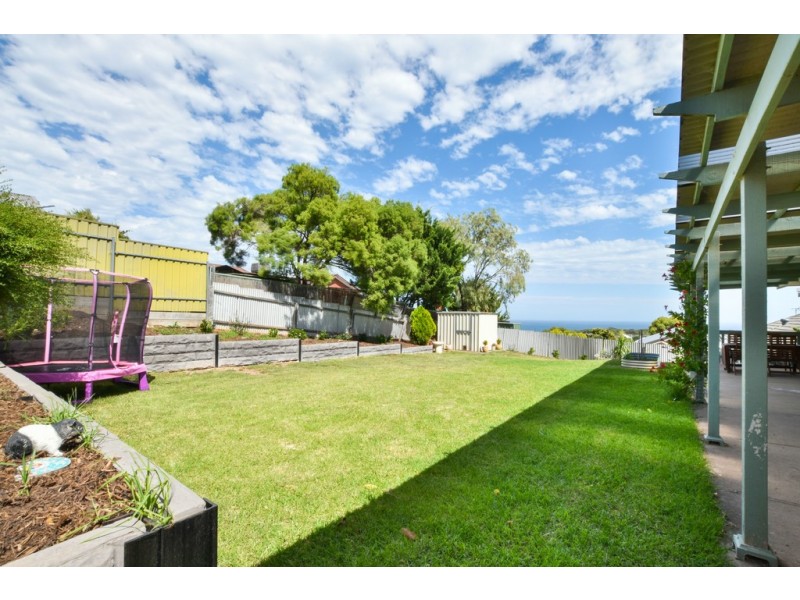 11 Warawee Place, Hallett Cove SA 5158