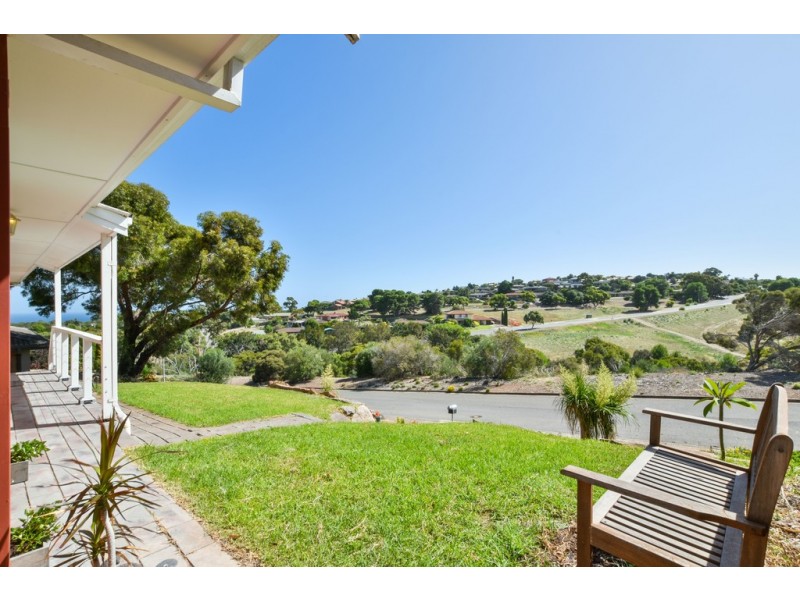11 Warawee Place, Hallett Cove SA 5158