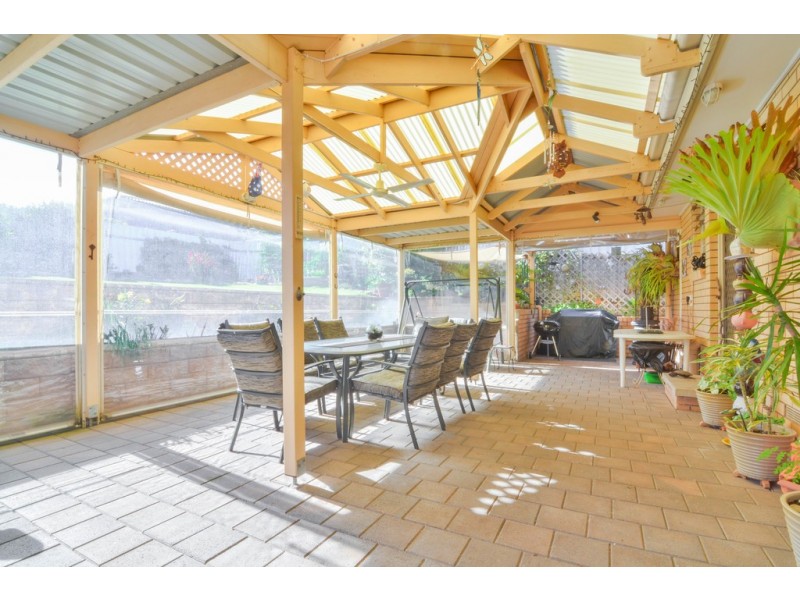 4 Streeton Court, Trott Park SA 5158
