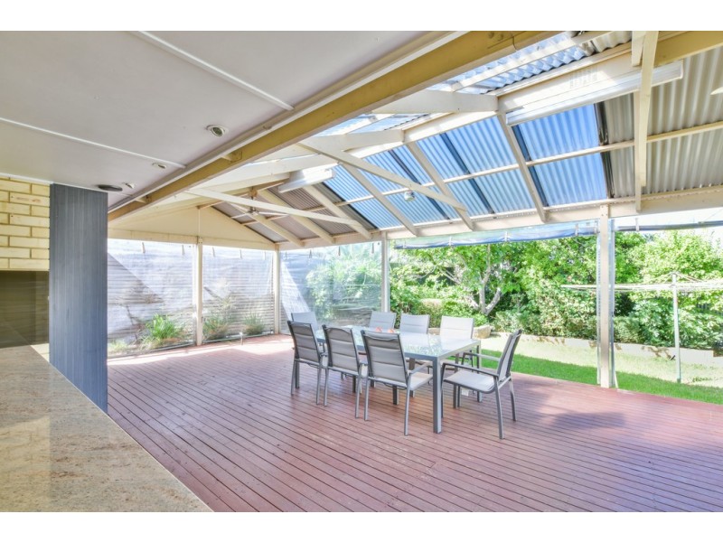 16 Ruth Street, Morphett Vale SA 5162