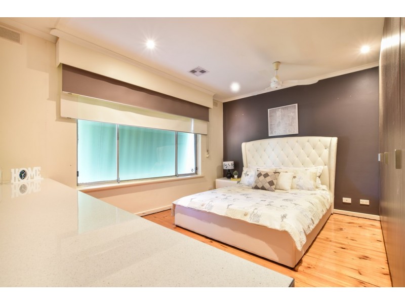 16 Ruth Street, Morphett Vale SA 5162