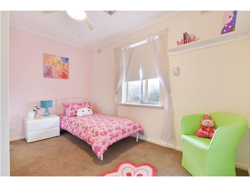 16 Ruth Street, Morphett Vale SA 5162