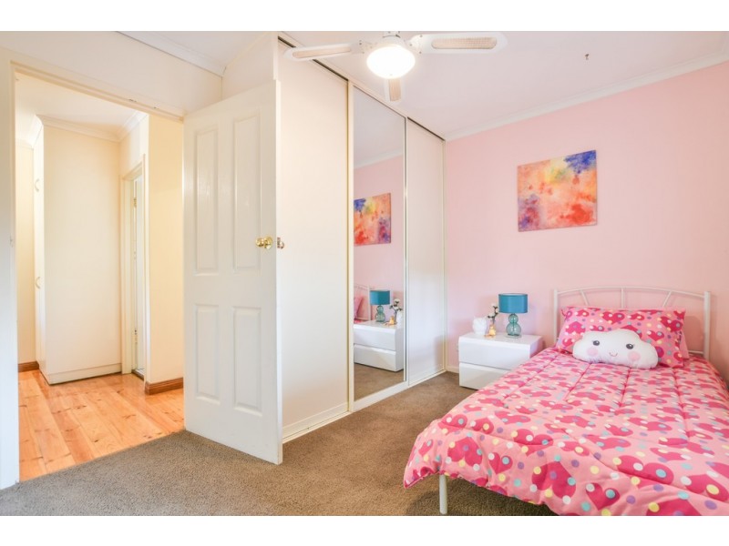 16 Ruth Street, Morphett Vale SA 5162