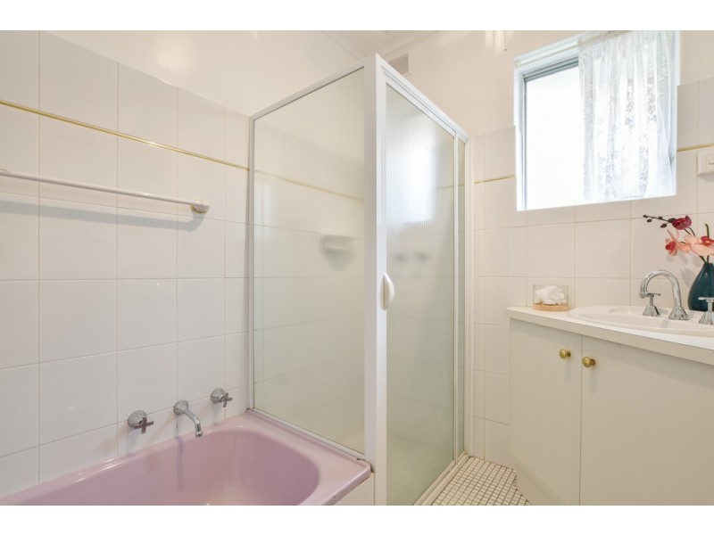 16 Ruth Street, Morphett Vale SA 5162