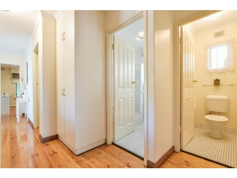 16 Ruth Street, Morphett Vale SA 5162