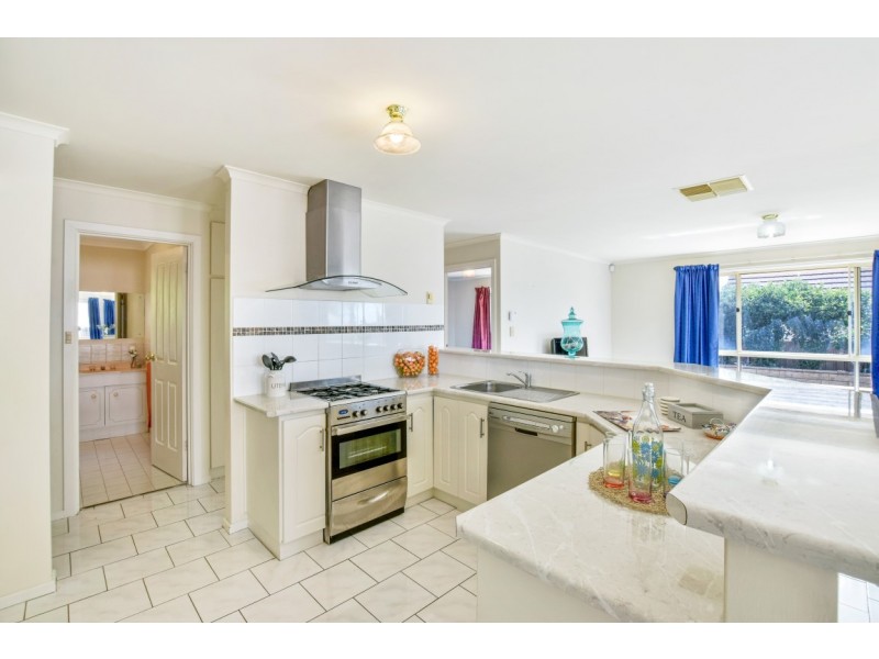 9 Eucalypt Circuit, Flagstaff Hill SA 5159