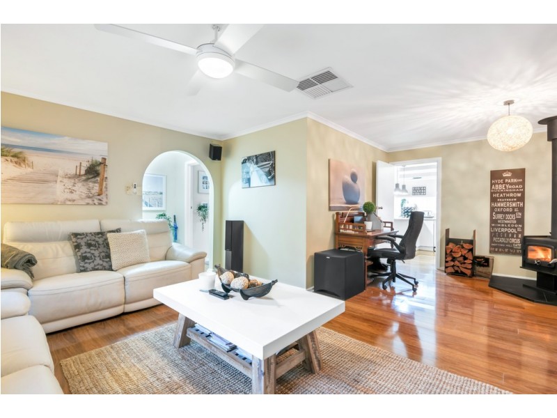 43 Monaco Circuit, Aberfoyle Park SA 5159