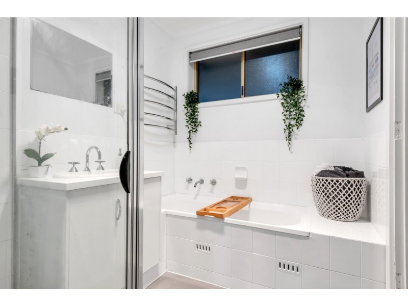 43 Monaco Circuit, Aberfoyle Park SA 5159