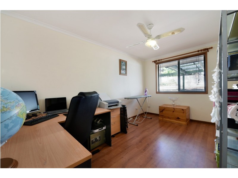 22 Zoran Court, Woodcroft SA 5162