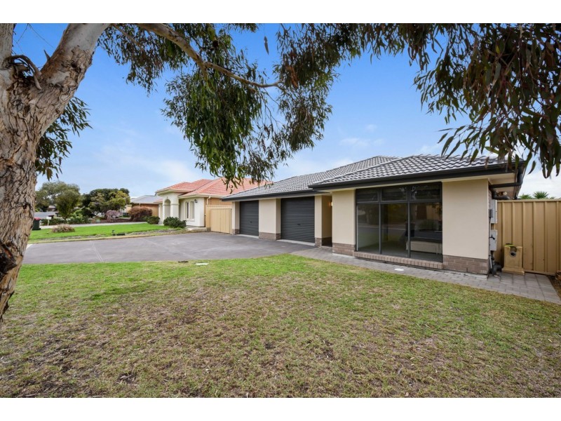 17 Lacy Coral Avenue, Aldinga Beach SA 5173