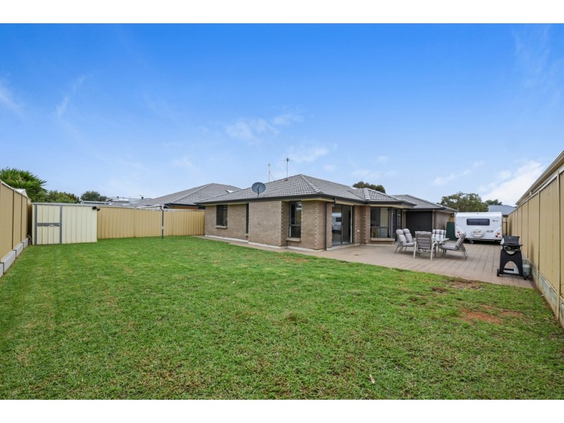 17 Lacy Coral Avenue, Aldinga Beach SA 5173