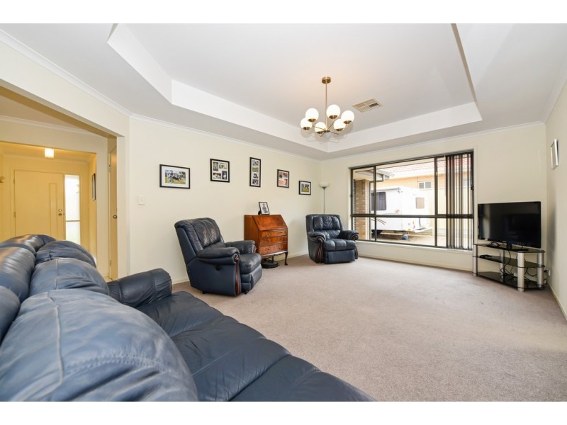 17 Lacy Coral Avenue, Aldinga Beach SA 5173