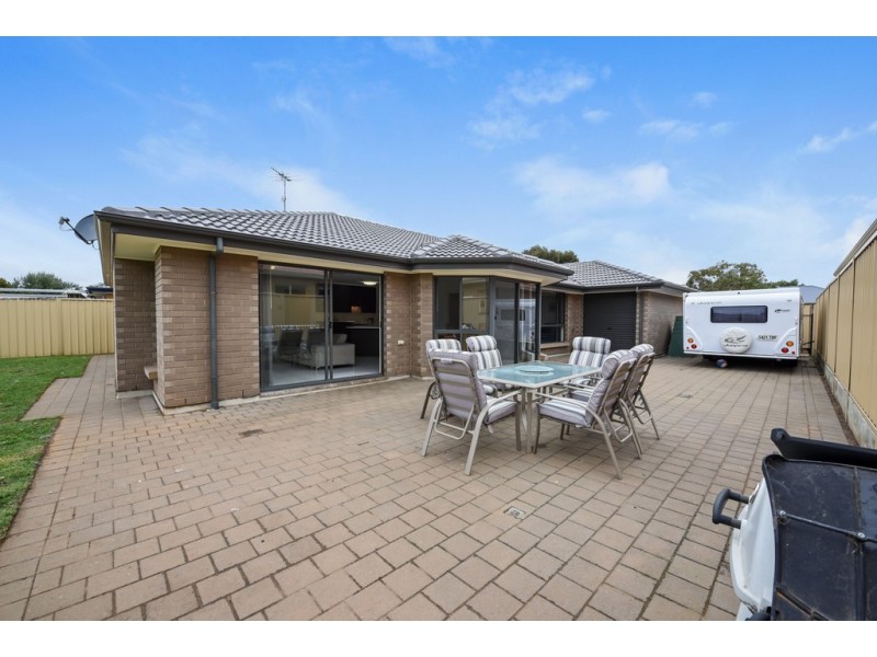 17 Lacy Coral Avenue, Aldinga Beach SA 5173