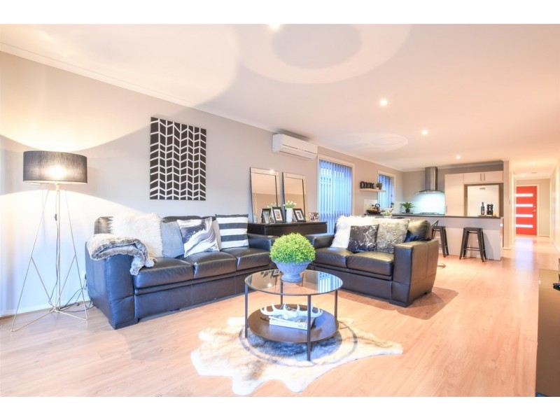 15 Orleans Avenue, Seaford Meadows SA 5169