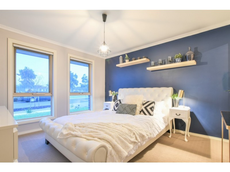 15 Orleans Avenue, Seaford Meadows SA 5169