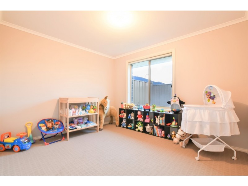 15 Orleans Avenue, Seaford Meadows SA 5169