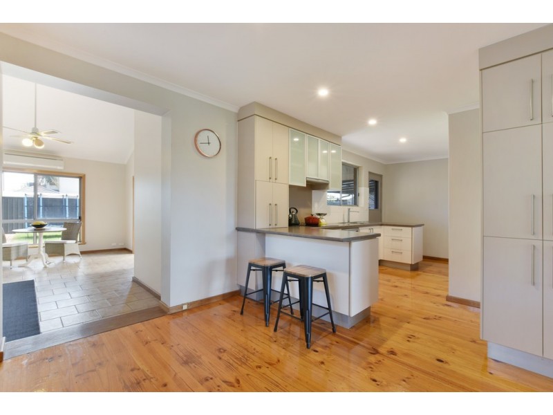 51 Beacon Crescent, Seaford SA 5169