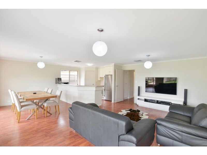 36a Clacton Road, Dover Gardens SA 5048